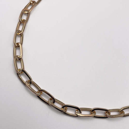 Collier - ENCHAÎNÉ